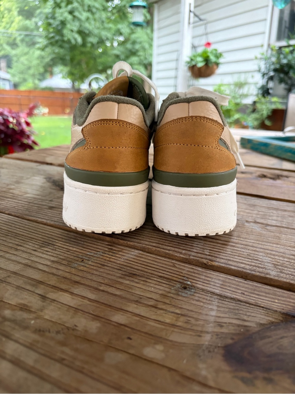 RARE!  Adidas Originals Forum Bold Low-Top Sneaker in Olive Green and Tan - Picture 5 of 11